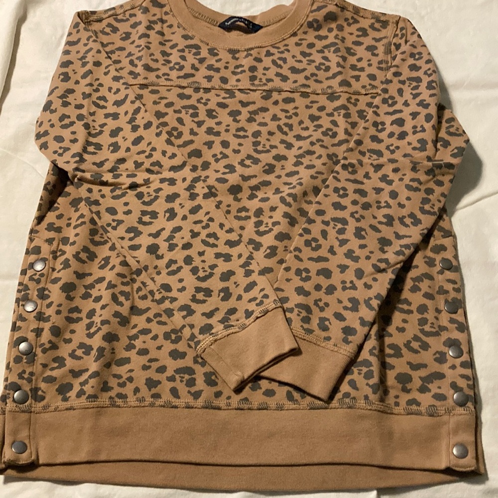 A&F Sweatshirt - Picture 1 of 6
